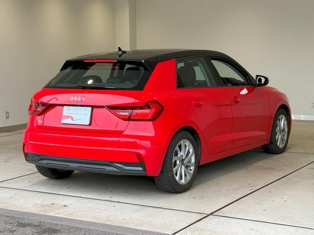 A1スポーツバック 25TFSI アドバンスド 正規ディーラー認定中古車 新車保証継承&認定中古車保証1年無償付帯 コントラストルーフ ナビゲーションパッケージ アダプティブクルーズコントロール(8枚目)