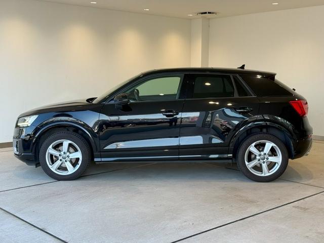 Q2 30TFSIスポーツ 正規ディーラー認定中古車 認定中古車保証1年付帯 パノラマサンルーフ 17AW TVチューナー MMIナビ シートヒーター リヤカメラ アウディドライブセレクト(3枚目)