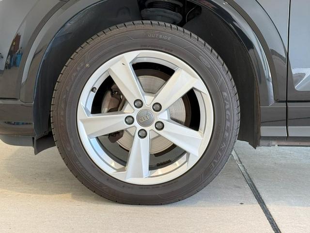 Q2 30TFSIスポーツ 正規ディーラー認定中古車 認定中古車保証1年付帯 パノラマサンルーフ 17AW TVチューナー MMIナビ シートヒーター リヤカメラ アウディドライブセレクト(6枚目)