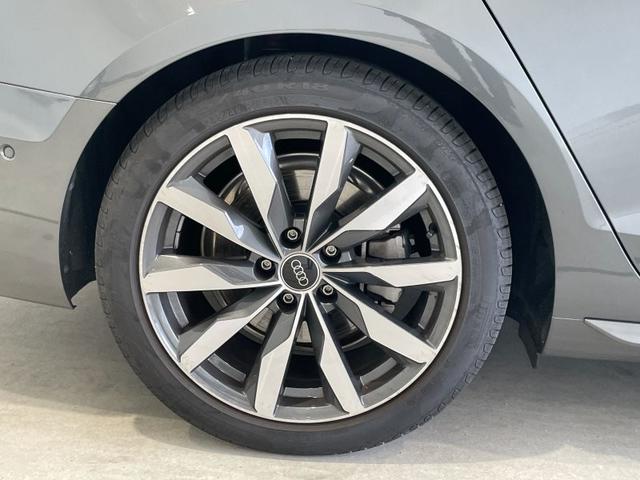 A4アバント 40TDIクワトロ Sライン マイスターシュトュック 正規ディーラー認定中古車 新車保証継承&認定中古車保証1年付帯 弊社元デモカー 4WD 限定車マイスターシュトック ブラックスタイリング 18AW ファインナッパレザー ダンピングコントロールサス(5枚目)