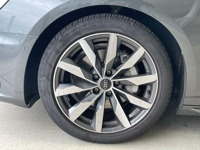 A4アバント 40TDIクワトロ Sライン マイスターシュトュック 正規ディーラー認定中古車 新車保証継承&認定中古車保証1年付帯 弊社元デモカー 4WD 限定車マイスターシュトック ブラックスタイリング 18AW ファインナッパレザー ダンピングコントロールサス(7枚目)