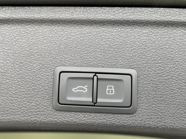 A4アバント 40TDIクワトロ Sライン マイスターシュトュック 正規ディーラー認定中古車 新車保証継承&認定中古車保証1年付帯 弊社元デモカー 4WD 限定車マイスターシュトック ブラックスタイリング 18AW ファインナッパレザー ダンピングコントロールサス(13枚目)