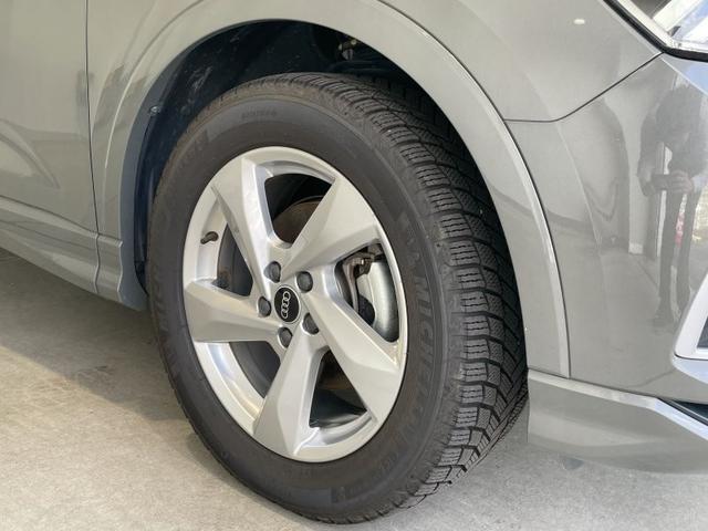 高度な訓練・教育を受けたＡｕｄｉ専任のメカニックが、ロードテストを含む１００項目にもおよぶ精密な点検を実施いたします。全てをクリアしたＡｕｄｉだけが、あなたのお手元に届けられます。