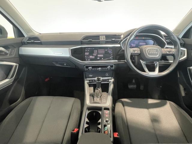 輸入車正規ディーラー店であるのはもちろんのこと、保険代理店でもあります。セールススタッフは全員、保険の有資格者ですので保険のご相談もお任せ下さい！