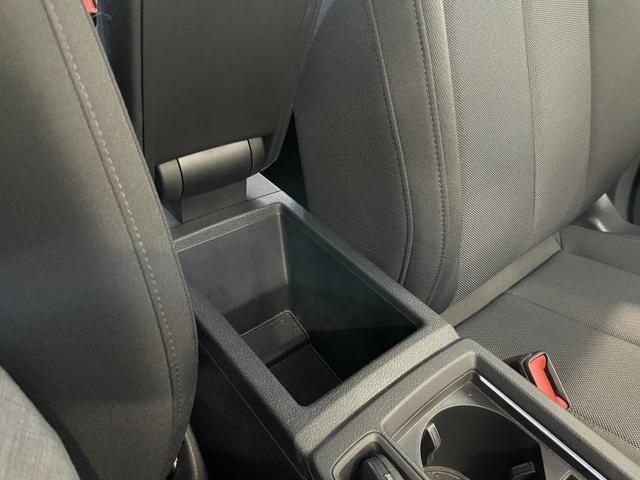 １年間走行距離無制限保証が『無料付帯』されます。更にその後、１年間もしくは２年間走行距離無制限の延長保証にも加入可能です（延長保証は有料となります）。