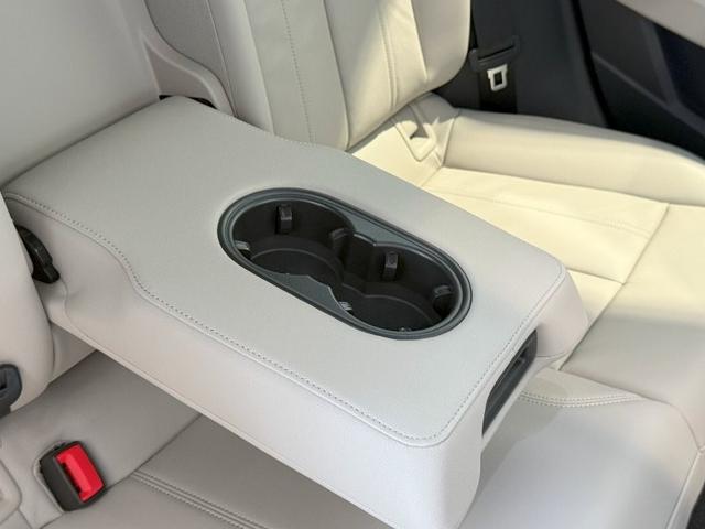 Ａ３ スポーツバック４０ＴＦＳＩクワトロアドバンスド　正規ディーラー認定中古車　認定中古車保証１年付帯　４ＷＤ　ラグジュアリーパッケージ　パーシャルレザー　パノラマサンルーフ　マルチカラーアンビエントライト　スマホワイヤレスチャージング　ベージュレザー（53枚目）