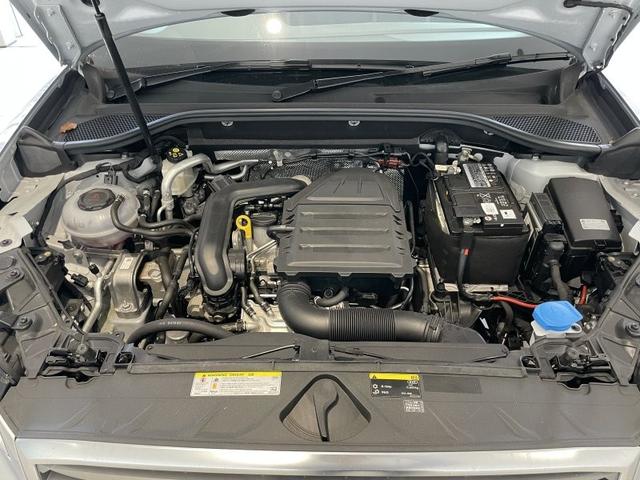 Ｑ２ ３０ＴＦＳＩスポーツ　正規ディーラー認定中古車　認定中古車保証１年付帯　ＭＭＩナビ　バーチャルコックピット　サイドアシスト　レーンキープ　アダプティブクルコン　１７ＡＷ　電動テールゲート　ＴＶチューナー　ハイビームアシスト（54枚目）