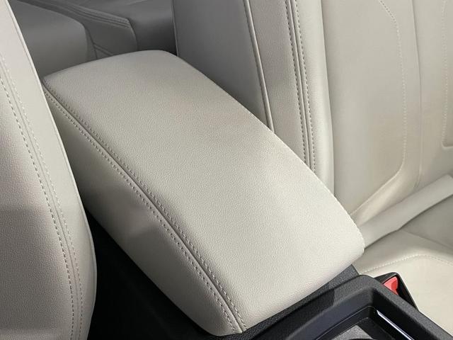 �A�E�f�B�F�蒆�ÎԂ̓A�E�f�B�����I�������ÎԂɁA�A�E�f�B�Ȃ�ł͂̈��S�T�|�[�g��ۏ؂�t���āA���񋟂����Ă��������܂��B