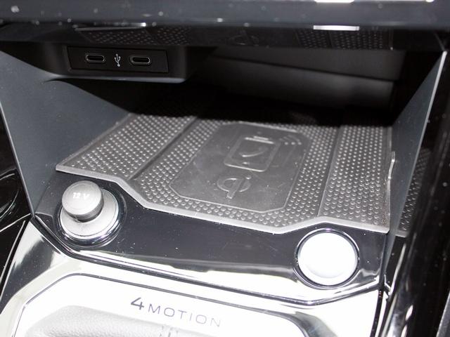 Ｔ－ロック Ｒ　ＬＥＤヘッドランプ　黒革パワーシート　シートヒーター　ドライブレコーダー　バックカメラ　電動リアゲート　ＥＴＣ　アダプティブクルーズコントロール（58枚目）