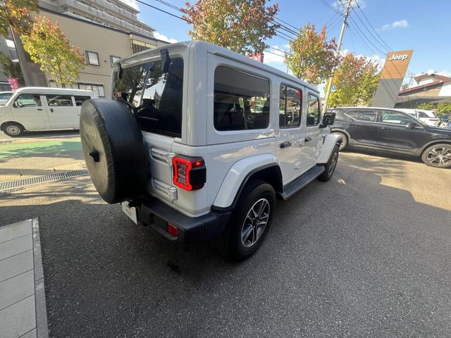 ジープ・ラングラーアンリミテッド サハラ ワンオーナー/バックカメラ/サイドカメラ/フロントカメラ/LEDヘッドライト/フルセグ(31枚目)