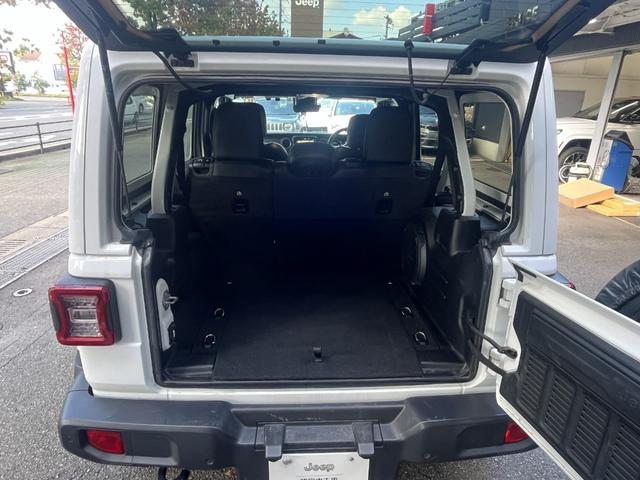 ジープ・ラングラーアンリミテッド サハラ ワンオーナー/バックカメラ/サイドカメラ/フロントカメラ/LEDヘッドライト/フルセグ(33枚目)