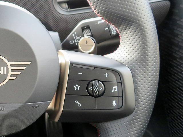 MINI ジョンクーパーワークス ジョンクーパーワークストリム ヘッドアップディスプレイ ハーマンカードンサウンド トップ+リアビューカメラ アクティブクルコン レーンチェンジ&ディパーチャーウォーニング Oパッケージ ベスキン&ホードコンビネーションシート(13枚目)