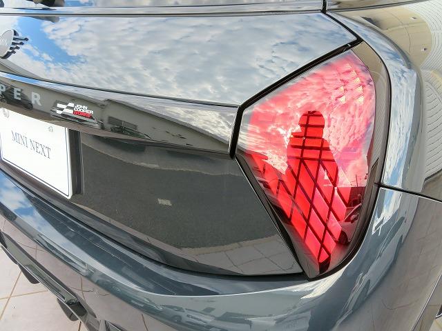 MINI ジョンクーパーワークス ジョンクーパーワークストリム ヘッドアップディスプレイ ハーマンカードンサウンド トップ+リアビューカメラ アクティブクルコン レーンチェンジ&ディパーチャーウォーニング Oパッケージ ベスキン&ホードコンビネーションシート(35枚目)