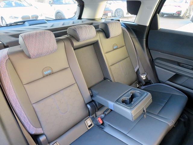 MINI カントリーマンD クラシック・トリム Mパッケージ ベスキン&クロスコンビシート ステアリングヒーター ヘッドアップディスプレイ ハーマンカードンサウンドシステム アクティブクルコン レーンチェンジ&ディパーチャーウォーニング 禁煙車(28枚目)