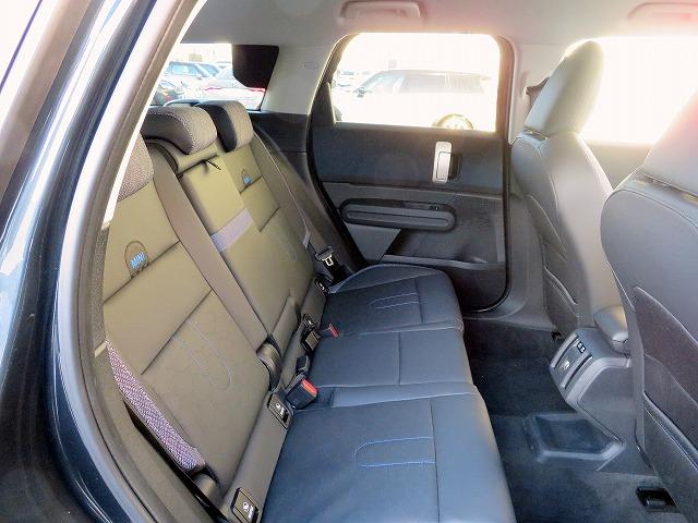 MINI カントリーマンD クラシック・トリム Mパッケージ ベスキン&クロスコンビシート ステアリングヒーター ヘッドアップディスプレイ ハーマンカードンサウンドシステム アクティブクルコン レーンチェンジ&ディパーチャーウォーニング 禁煙車(29枚目)