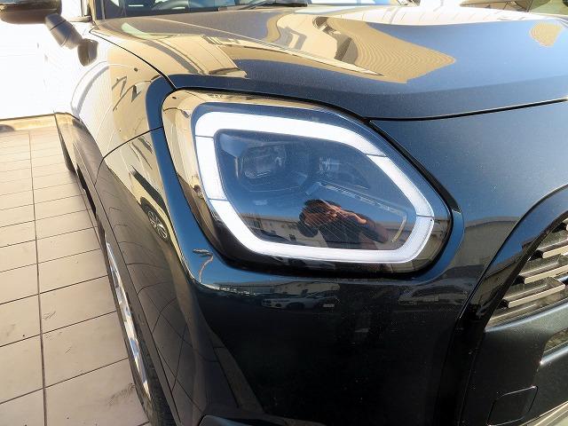 MINI カントリーマンD クラシック・トリム Mパッケージ ベスキン&クロスコンビシート ステアリングヒーター ヘッドアップディスプレイ ハーマンカードンサウンドシステム アクティブクルコン レーンチェンジ&ディパーチャーウォーニング 禁煙車(42枚目)