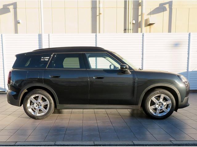 MINI カントリーマンD クラシック・トリム Mパッケージ ベスキン&クロスコンビシート ステアリングヒーター ヘッドアップディスプレイ ハーマンカードンサウンドシステム アクティブクルコン レーンチェンジ&ディパーチャーウォーニング 禁煙車(52枚目)