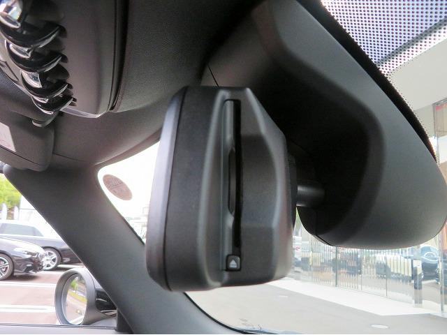 MINI クーパーS コンバーチブル クラシック・トリム LEDヘッドライト 純正17アルミ コナーセンサー コンフォートアクセス シートヒーター ディスプレイメーター 純正ナビ バックカメラ ETC アクティブクルコン レーンディパーチャーウォーニング(21枚目)