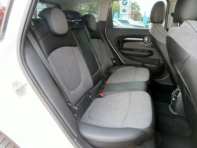 MINI クーパーSD クラブマン クラシック・トリム LEDヘッドライト 純正18アルミホイール コーナーセンサー コンフォートアクセス ディスプレイメーター 純正ナビ フルセグTV Bカメラ ETC アクティブクルーズコントロール アイドリングストップ(10枚目)