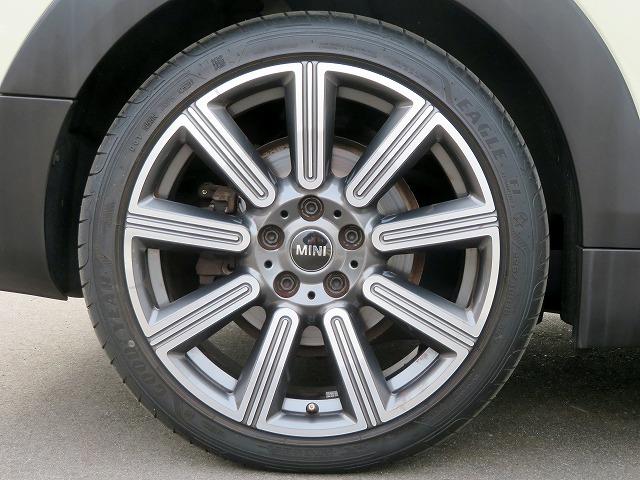 MINI クーパーSD クラブマン クラシック・トリム LEDヘッドライト 純正18アルミホイール コーナーセンサー コンフォートアクセス ディスプレイメーター 純正ナビ フルセグTV Bカメラ ETC アクティブクルーズコントロール アイドリングストップ(35枚目)