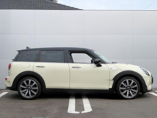 MINI クーパーSD クラブマン クラシック・トリム LEDヘッドライト 純正18アルミホイール コーナーセンサー コンフォートアクセス ディスプレイメーター 純正ナビ フルセグTV Bカメラ ETC アクティブクルーズコントロール アイドリングストップ(43枚目)