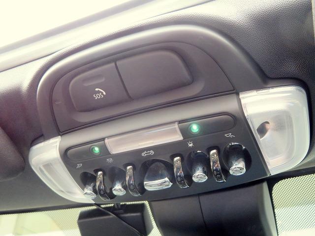 MINI クーパーS コンバーチブル クラシック・トリム LEDヘッドライト 純正18アルミホイール コーナーセンサー コンフォートアクセス シートヒーター ディスプレイメーター 純正ナビ バックカメラ アクティブクルコン レーンディパーチャーウォーニング(21枚目)