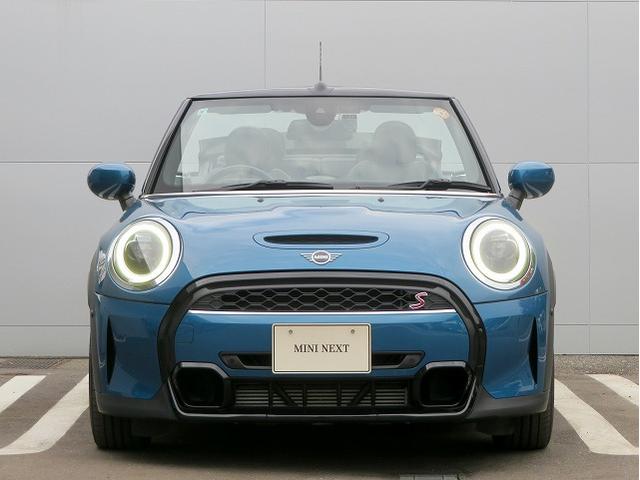 MINI クーパーS コンバーチブル クラシック・トリム LEDヘッドライト 純正18アルミホイール コーナーセンサー コンフォートアクセス シートヒーター ディスプレイメーター 純正ナビ バックカメラ アクティブクルコン レーンディパーチャーウォーニング(38枚目)