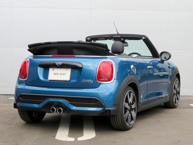 MINI クーパーS コンバーチブル クラシック・トリム LEDヘッドライト 純正18アルミホイール コーナーセンサー コンフォートアクセス シートヒーター ディスプレイメーター 純正ナビ バックカメラ アクティブクルコン レーンディパーチャーウォーニング(42枚目)