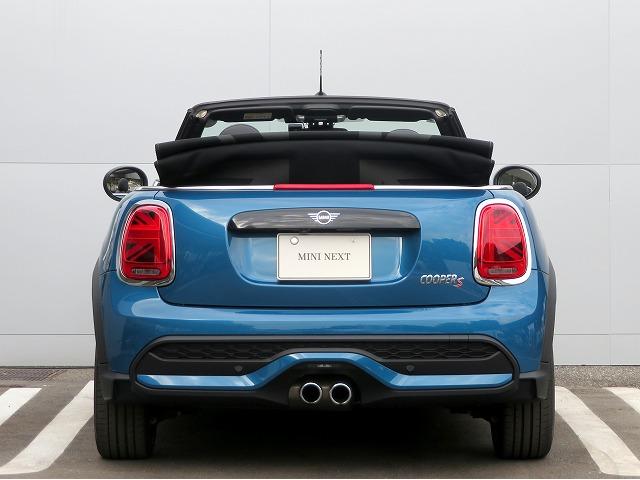 MINI クーパーS コンバーチブル クラシック・トリム LEDヘッドライト 純正18アルミホイール コーナーセンサー コンフォートアクセス シートヒーター ディスプレイメーター 純正ナビ バックカメラ アクティブクルコン レーンディパーチャーウォーニング(43枚目)