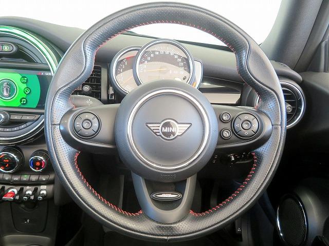 MINI クーパー コンバーチブル JCWステアリング ブラックレザーシート シートヒーター LEDヘッドライト 純正16アルミホイール コーナーセンサー コンフォートアクセス 純正ナビ バックカメラ ETC クルーズコントロール(8枚目)