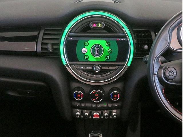 MINI クーパー コンバーチブル JCWステアリング ブラックレザーシート シートヒーター LEDヘッドライト 純正16アルミホイール コーナーセンサー コンフォートアクセス 純正ナビ バックカメラ ETC クルーズコントロール(11枚目)