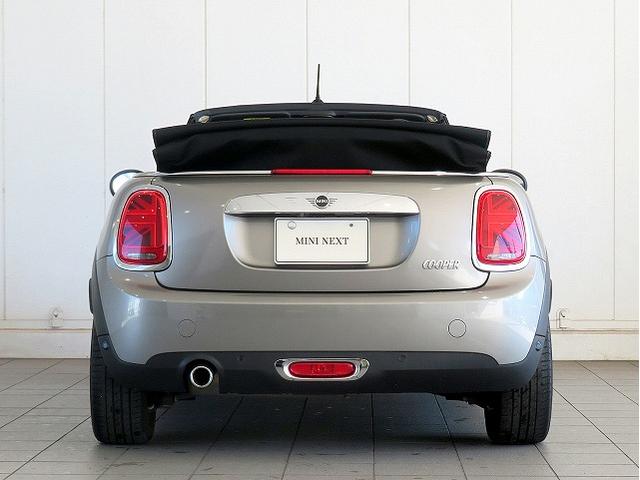 MINI クーパー コンバーチブル JCWステアリング ブラックレザーシート シートヒーター LEDヘッドライト 純正16アルミホイール コーナーセンサー コンフォートアクセス 純正ナビ バックカメラ ETC クルーズコントロール(46枚目)