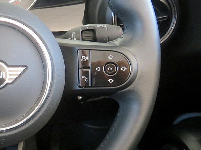 MINI クーパー コンバーチブル クラシック・トリム LEDヘッドライト 純正16アルミホイール コーナーセンサー コンフォートアクセス シートヒーター デジタルメーター バックカメラ ETC アクティブクルコン アップルカープレイ 電動パーキング(14枚目)