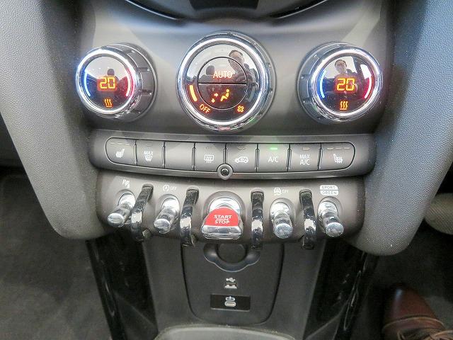 MINI クーパー コンバーチブル クラシック・トリム LEDヘッドライト 純正16アルミホイール コーナーセンサー コンフォートアクセス シートヒーター デジタルメーター バックカメラ ETC アクティブクルコン アップルカープレイ 電動パーキング(22枚目)