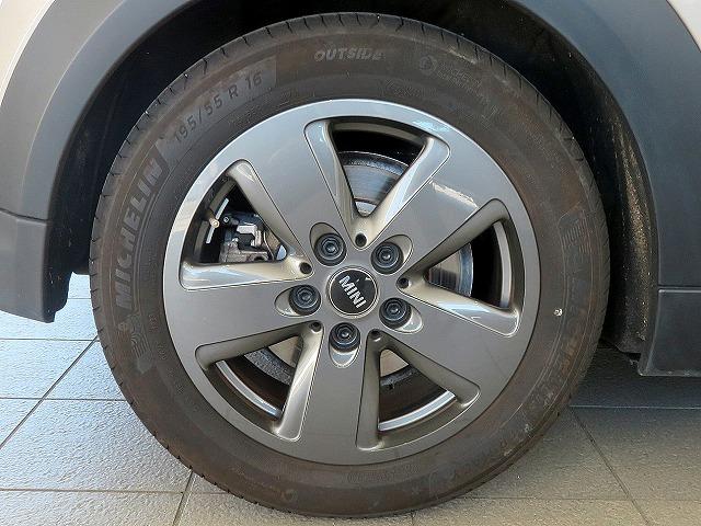 MINI クーパー コンバーチブル クラシック・トリム LEDヘッドライト 純正16アルミホイール コーナーセンサー コンフォートアクセス シートヒーター デジタルメーター バックカメラ ETC アクティブクルコン アップルカープレイ 電動パーキング(38枚目)