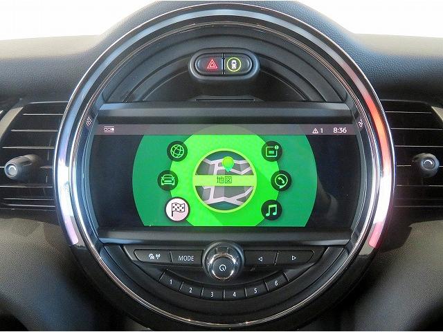 MINI クーパーSD カメラ&ペッパーPKG アディショナルヘッドライト LEDヘッドライト 純正17アルミホイール コーナーセンサー コンフォートアクセス 純正ナビ バックカメラ ETC アクティブクルーズコントロール(13枚目)