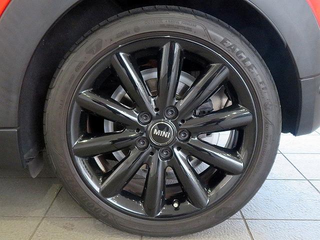 MINI クーパーSD カメラ&ペッパーPKG アディショナルヘッドライト LEDヘッドライト 純正17アルミホイール コーナーセンサー コンフォートアクセス 純正ナビ バックカメラ ETC アクティブクルーズコントロール(41枚目)