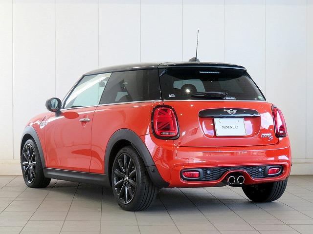 MINI クーパーSD カメラ&ペッパーPKG アディショナルヘッドライト LEDヘッドライト 純正17アルミホイール コーナーセンサー コンフォートアクセス 純正ナビ バックカメラ ETC アクティブクルーズコントロール(49枚目)