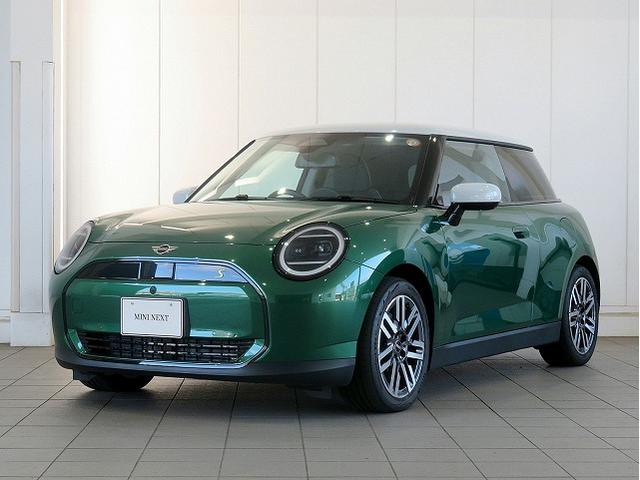 ＭＩＮＩ クーパーＳＥ　クラシック・トリム　ベスキン＆クロスコンビシート　シートヒーター　ステアリングヒーター　ヘッドアップディスプレイ　アクティブクルコン　レーンチェンジ＆ディパーチャーウォーニング　ＬＥＤヘッドライト　純正１７アルミホイール（38枚目）