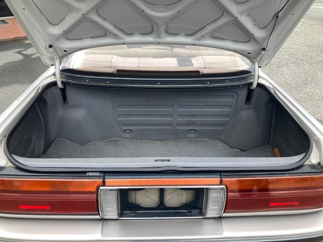 クラウン ロイヤルサルーン クルコン 純正15インチAW AT パワーシート 記録簿 タイベル交換済み(18枚目)