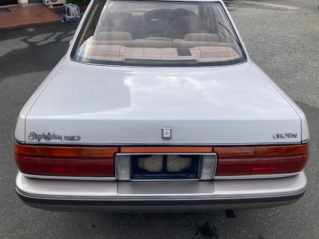 クラウン ロイヤルサルーン クルコン 純正15インチAW AT パワーシート 記録簿 タイベル交換済み(30枚目)