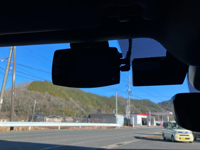 Ａ５スポーツバック ２．０ＴＦＳＩクワトロ　スポーツ　２．０ＴＦＳＩクワトロ　スポーツ　Ｓラインパッケージ　アダプティブクルーズ　バーチャルコックピット　純正ナビ　フロントサイドバックカメラ　社外アルミホイール　シートヒーター　シーケンシャルウインカー（27枚目）