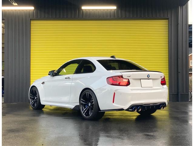 M2 ベースグレード ハーマンカードン F,S,Rカーボン調スポイラー 黒革シート バックカメラ 純正ナビ クルコン レーンアシスト HID アルカンターラステアリング シートヒーター M専用19インチアロイホイール(15枚目)