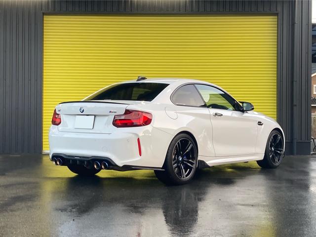 M2 ベースグレード ハーマンカードン F,S,Rカーボン調スポイラー 黒革シート バックカメラ 純正ナビ クルコン レーンアシスト HID アルカンターラステアリング シートヒーター M専用19インチアロイホイール(17枚目)