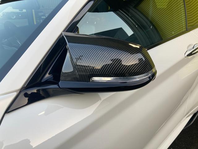 M2 ベースグレード ハーマンカードン F,S,Rカーボン調スポイラー 黒革シート バックカメラ 純正ナビ クルコン レーンアシスト HID アルカンターラステアリング シートヒーター M専用19インチアロイホイール(21枚目)