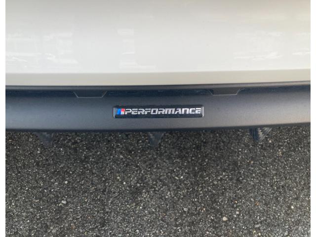 M2 ベースグレード ハーマンカードン F,S,Rカーボン調スポイラー 黒革シート バックカメラ 純正ナビ クルコン レーンアシスト HID アルカンターラステアリング シートヒーター M専用19インチアロイホイール(39枚目)