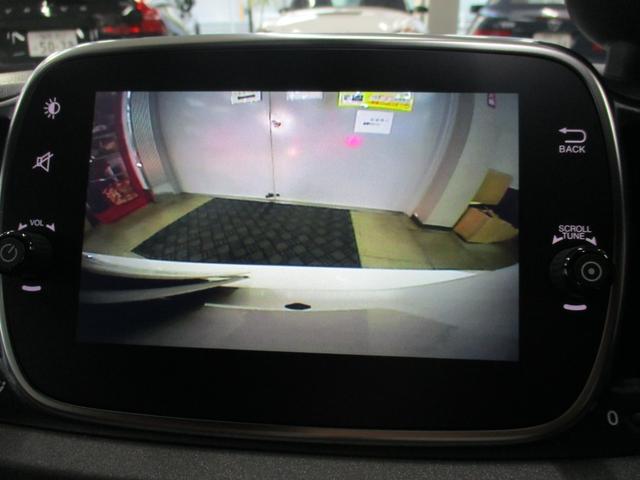 バックカメラもついていますので安心ですね、