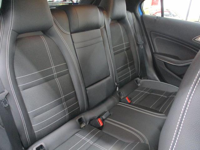後ろの座席もきれいな状態です。
