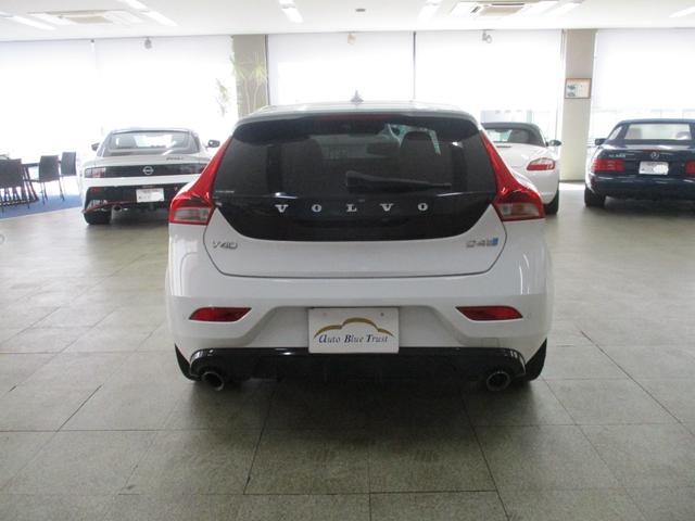 福岡都市高速　榎田出口、半道橋出口からすぐですので、お近くに来られた際はお気軽にお立ちよりください。