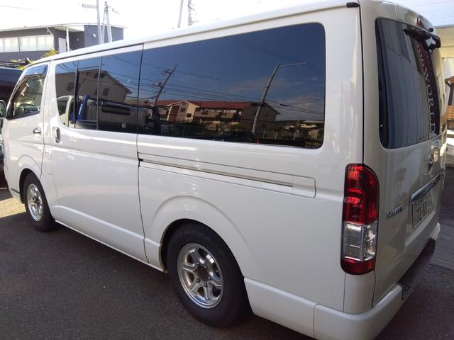 ハイエースバン 　ロングスーパーＧＬ　４ＷＤ　ディーゼルターボ　トヨタ純正ナビＴＶ　バックカメラ　ベットキット　前後ドライブレコーダー　ＥＴＣ（5枚目）